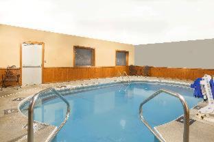 Super 8 by Wyndham Mason City - Mason City - 3