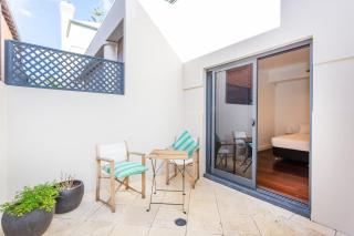 Cottesloe Aqua Retreat - Executive Escapes - 7