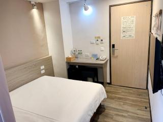 Uno Backpackers Inn - Kaohsiung - 4