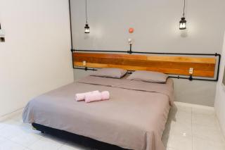 Buton Backpacker Lodge - Bandung - 3