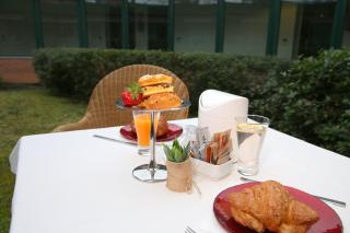 Phi Hotel Emilia - 2