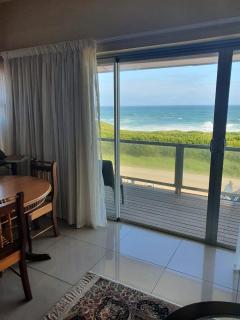 Marine48 Self-catering Port Elizabeth - 6