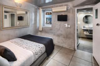 Katerina's Castle - Caldera Cave Hotel - 9