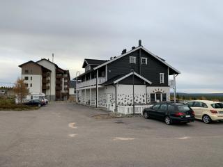 Vaeltajankulma H6 - Ylläsjärvi - 8