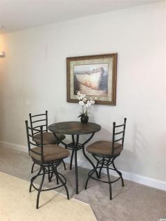 Charming Condo 2min Walk From The Famous Boardwalk - Myrtle Beach - 3