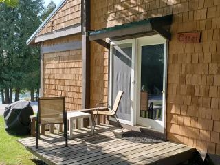 Steffen's Cedar Lodge - - 7