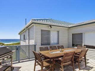 Blue Horizon at Culburra Beach - 9