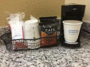 Days Inn & Suites by Wyndham Warner Robins Near Robins AFB - 9
