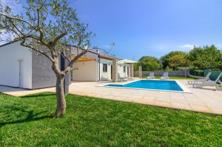 Beautiful villa Serenity with private pool - Gajana - 4