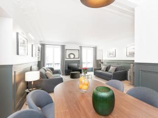 LivinParis - Luxury 3 Bedrooms Le Louvre II - Paris - 5