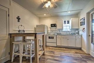 Pet-Friendly Canyon Lake Studio Fish, Boat, Relax - Canyon Lake - 6