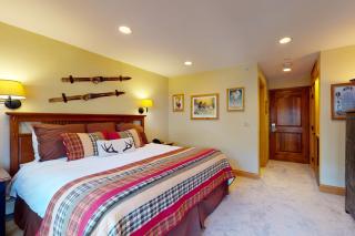 Lion Square Lodge - 4