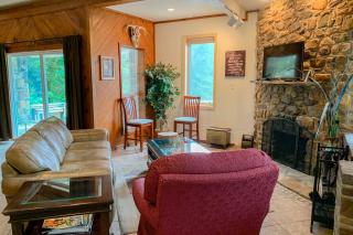 Private Deck and Dock Home on Lake Hamilton! - Hot Springs - 7