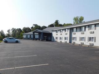 Northwoods Best Inn - Chetek - Chetek - 6