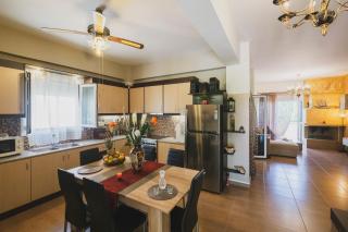 Modern Maisonette - Kato Daratso - 1
