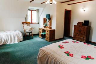 The Farmhouse Lochmeyler - Llandeloy - 6
