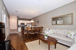 Great And Practical Townhouse In Gated Community, Sleeps 6 10 Min To Disney! - Orlando - 7
