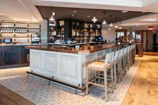 St James Hotel - 6