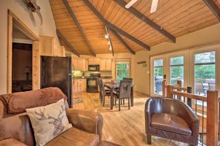 2 Decks, Mountain View Beech Mountain Cabin! - Beech Mountain - 6