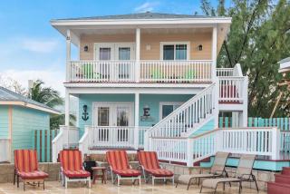 EMBRACE Resort - Staniel Cay - 0