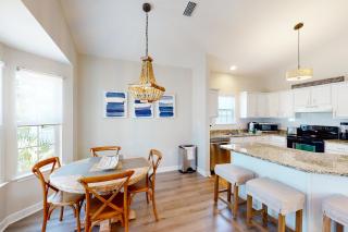 You & Me Family Beach Cottage - Santa Rosa Beach - 3