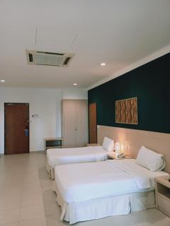 Golden View Serviced Apartments - George Town - 5