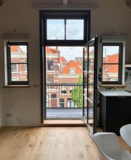 Pakasa - Leiden - 1