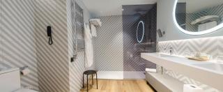 Suites Plaza Hotel & Wellness - Andorre-la-Vieille - 2