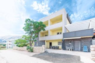 Apartments Lili - Pag - 0