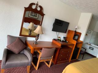 Budget Inn Express - 1