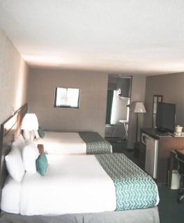 Ramada by Wyndham - 1
