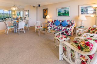Fabulous Diamond Head & Ocean View Condo with Free Parking - Honolulu - 5
