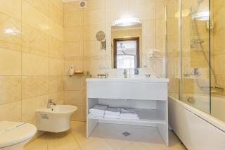 Petros Hotel - 3