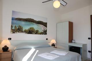 Hotel Villa Wanda - Porto Azzurro - 5