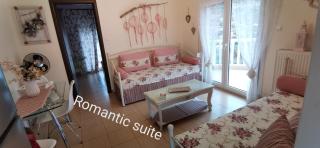 Iris Deluxe Suites 1 - 8
