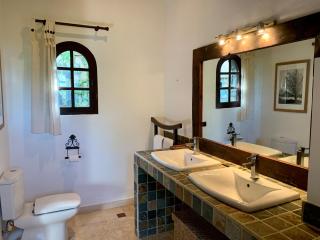 The Paradise Peak Adults only - 2