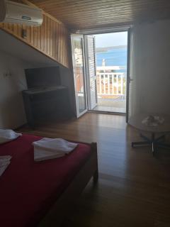 APARTMANI KREŠIĆ 1 HVAR - Hvar - 9