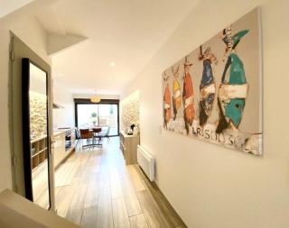 Au pied de La Cité, piscine, vue extraordinaire, gîte La Trivala - 0