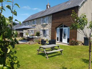 La Bastide Du Bonheur Chambres et Tables D'Hôtes - 0