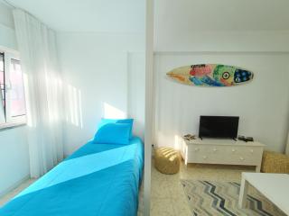 Peniche's Blue & Yellow - Peniche - 3