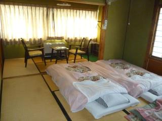 Uotoshi Ryokan - Yamanouchi - 2