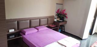 B+ Hotel - 1