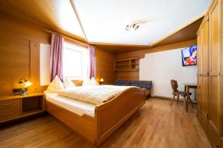 Haus Rosmarie - Sankt Anton am Arlberg - 2