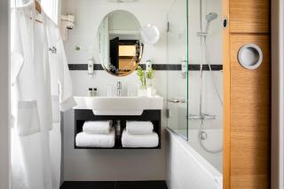 Hotel Plaza Elysées - Parijs - 8