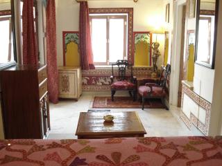 Haveli Braj Bhushanjee Heritage Hotel - 8