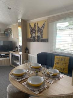 Holiday Home Breaks At Tattershall Lakes - 2