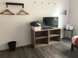 Modern GuestHouse Ironbound Newark with KITCHEN-FastTrainToNYC-OneStopToAirport - Newark - 3