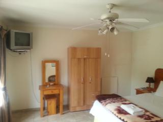 Louhallas Accommodation - Edenvale - 9