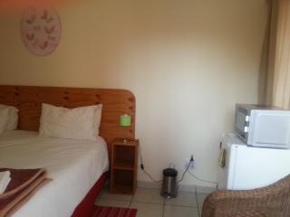 Louhallas Accommodation - Edenvale - 3