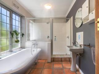 Mediterranean Style Beauty - Hout Bay - 5